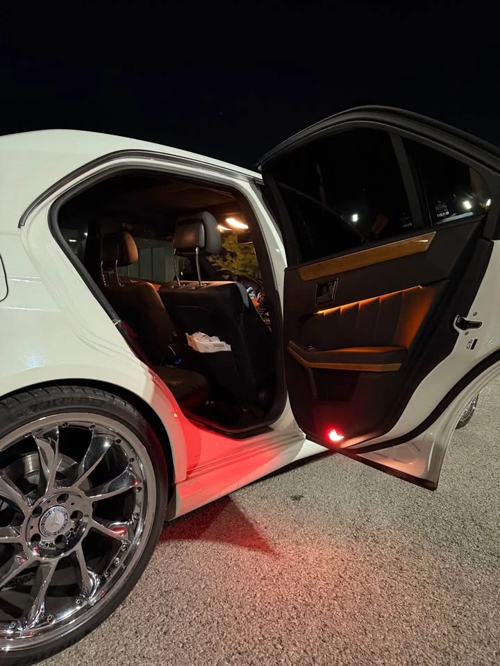 Mercedes-Benz E 350 CARFAX* АВТОФИНАНСИРАНЕ* БЕЗ ПЪРВОНАЧАЛНА ВНОСКА*  - изображение 4