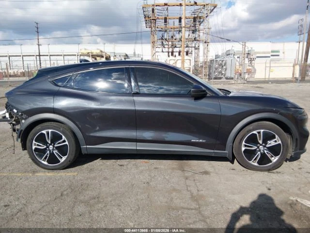 Ford Mustang Mach-E * SELECT* BUY NOW* , снимка 12 - Автомобили и джипове - 53686686