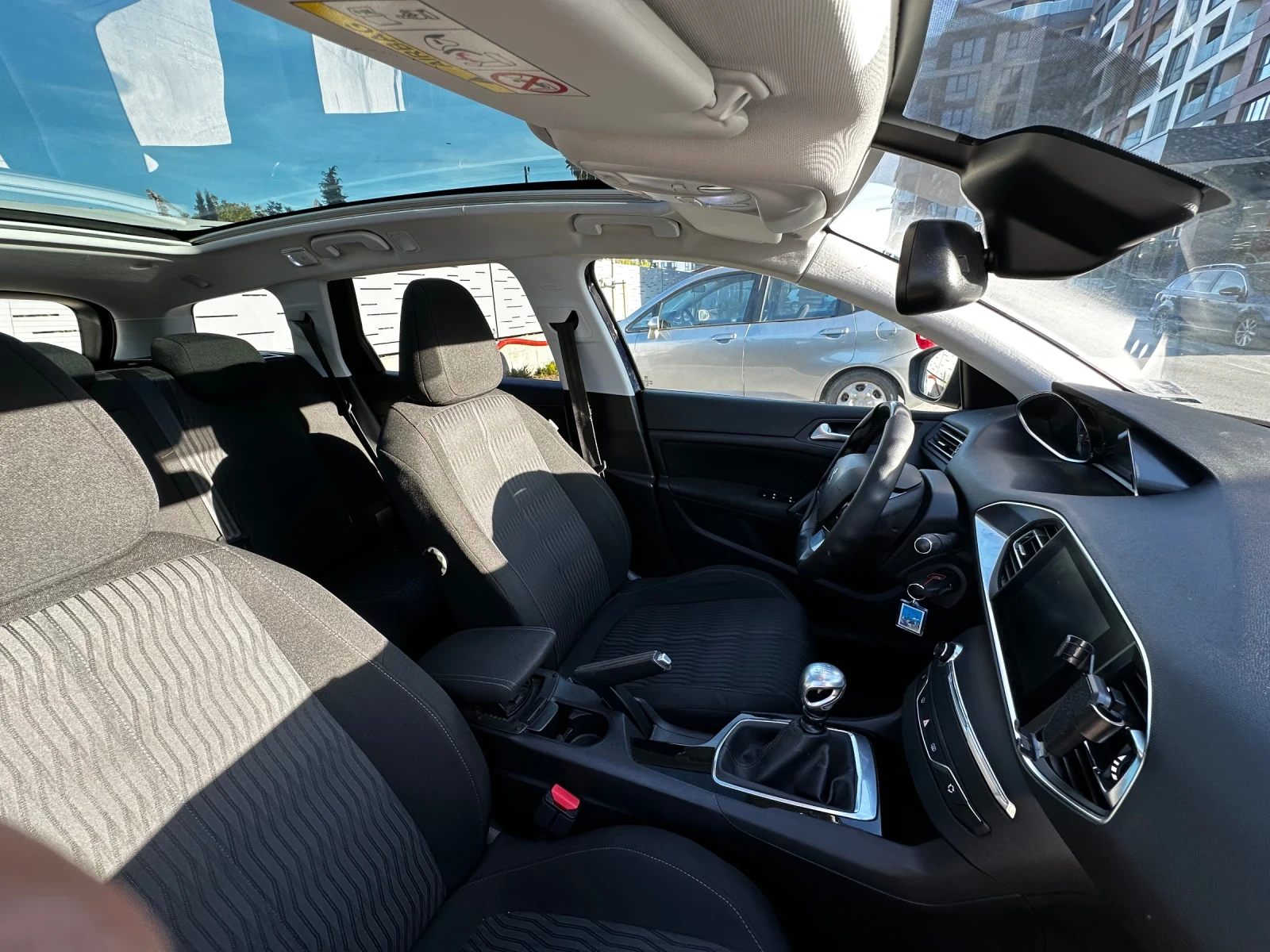 Peugeot 308 1.6 HDI | Mobile.bg   10