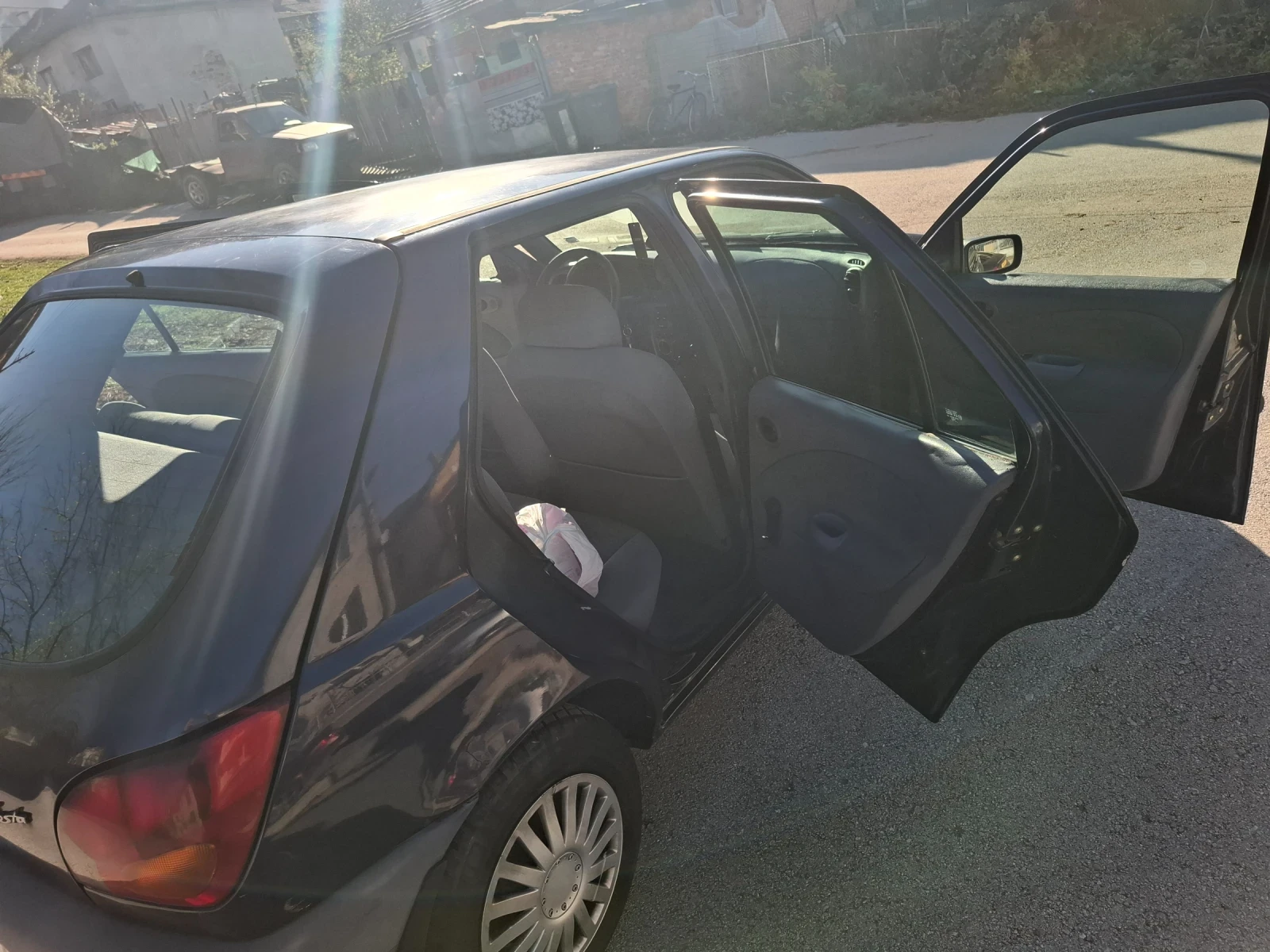 Ford Fiesta ����� �������� �������� �� ������ �� ����� | Mobile.bg � ����������� 11