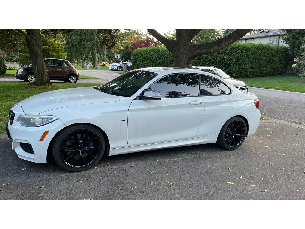 BMW 235 ЗАДНО * * CARFAX * * АВТО КРЕДИТ * *  - изображение 2