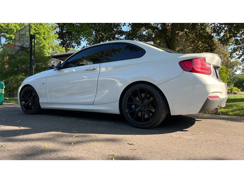 BMW 235 ЗАДНО * * CARFAX * * АВТО КРЕДИТ * *  - изображение 3