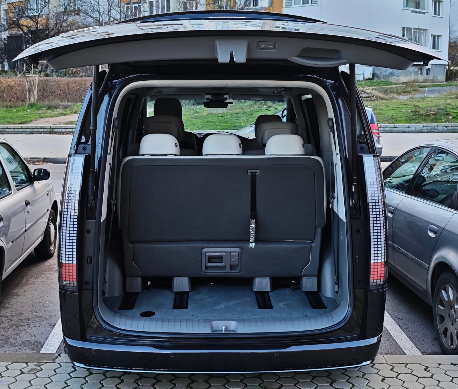 Hyundai Staria Premium 4x4 6+ 1 | Mobile.bg � ����������� 11