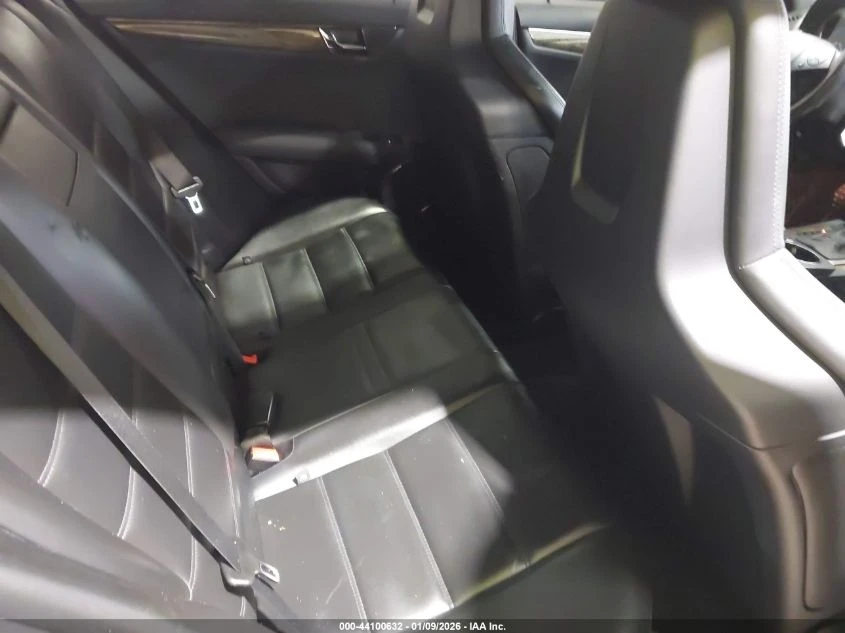 Mercedes-Benz C 63 AMG 2009 MERCEDES-BENZ C 63 AMG | Mobile.bg � ����������� 13