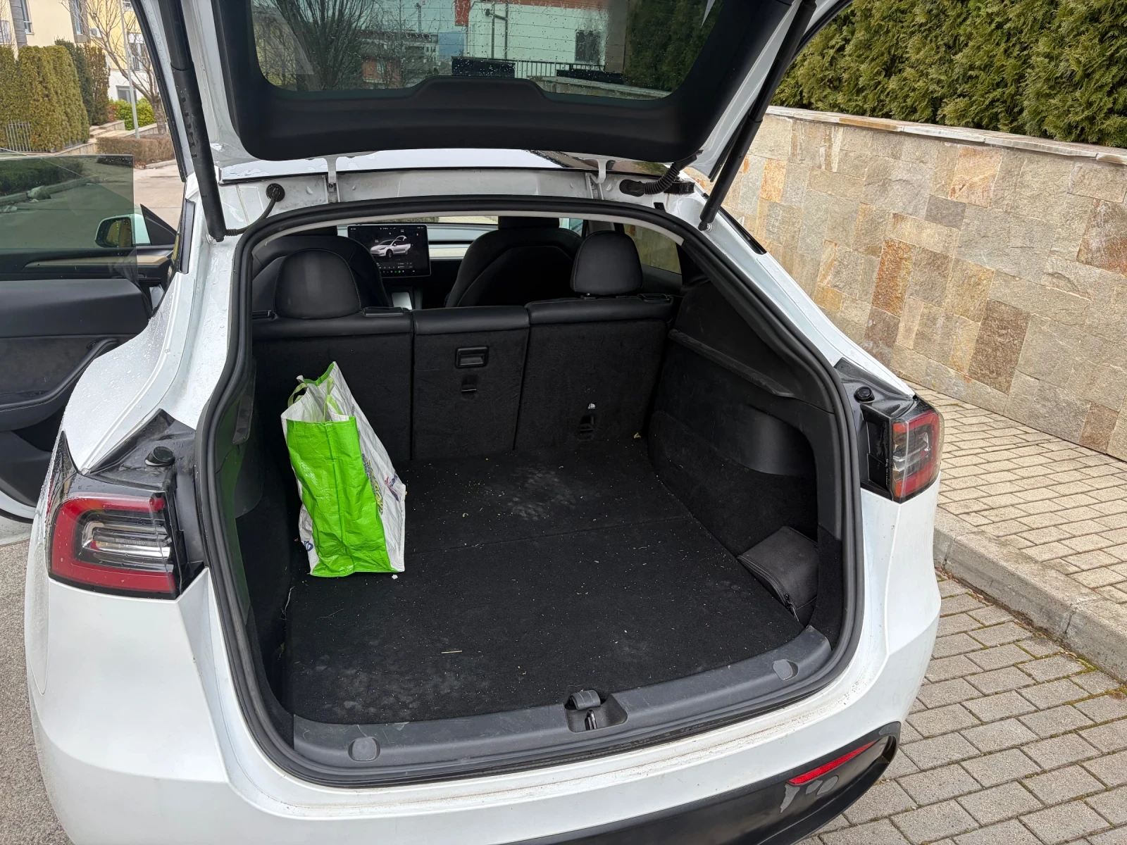 Tesla Model Y Awd LR - изображение 7