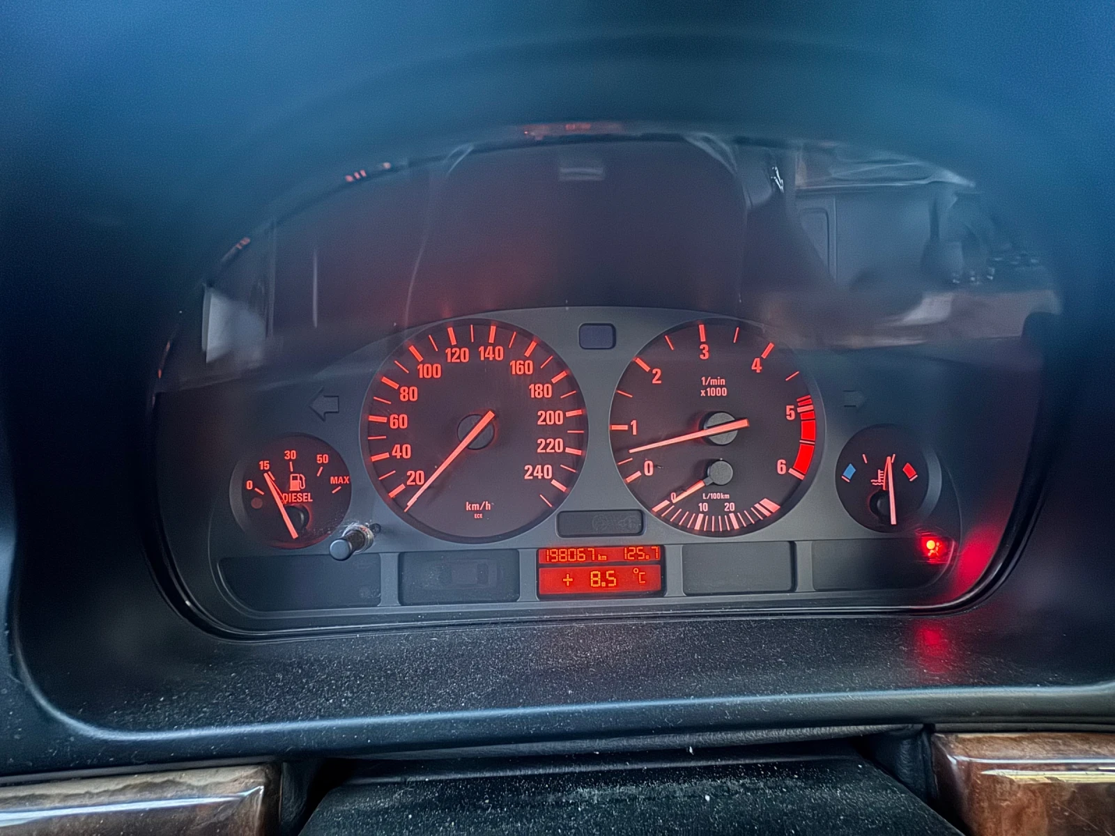 BMW 525 2.5 TDS , снимка 14 - Автомобили и джипове - 53712653