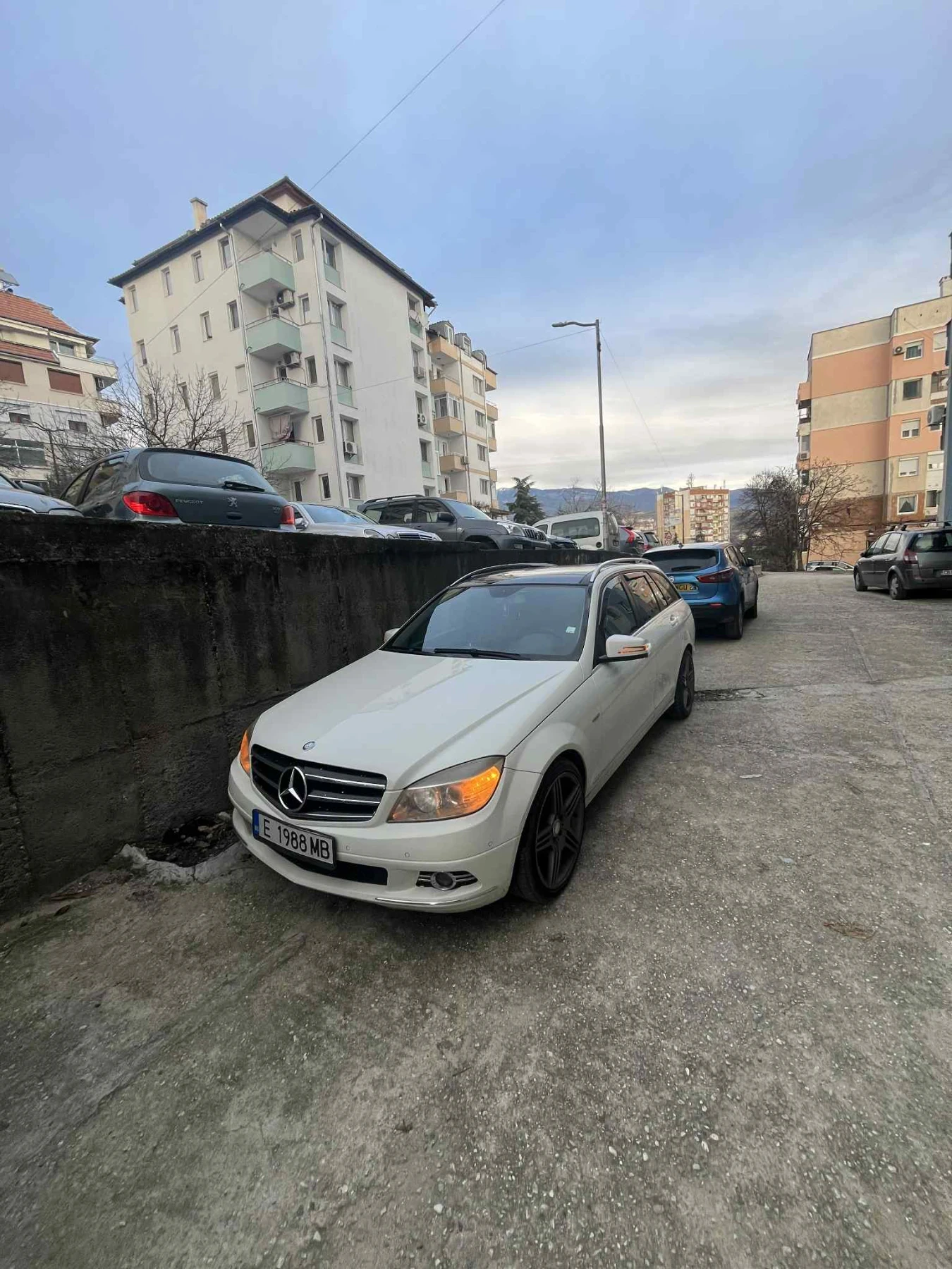 Mercedes-Benz C 220, снимка 10 - Автомобили и джипове - 53801484