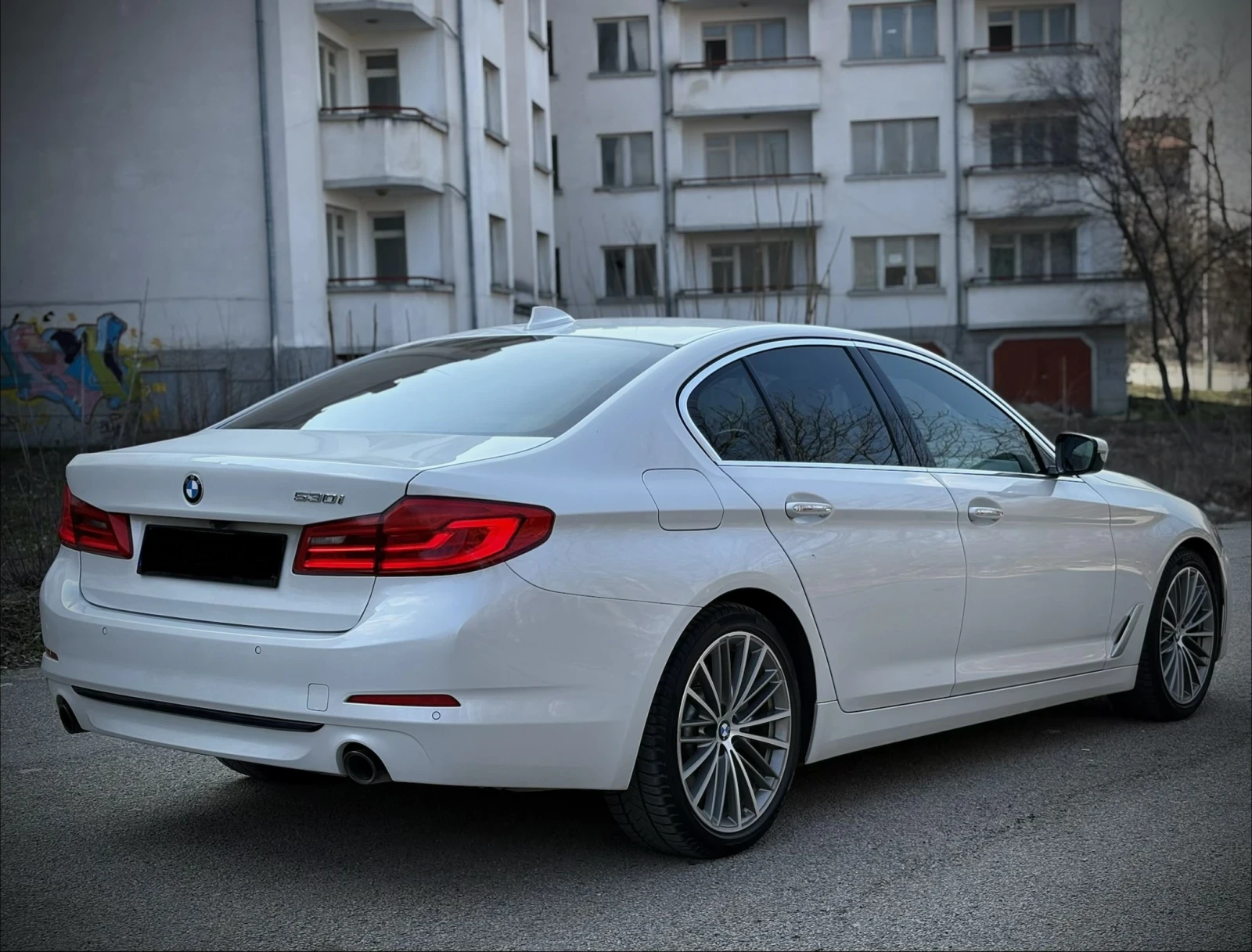 BMW 530 * G30 * SportLine * 252ps * 95000KM!!!, снимка 4 - Автомобили и джипове - 53911953