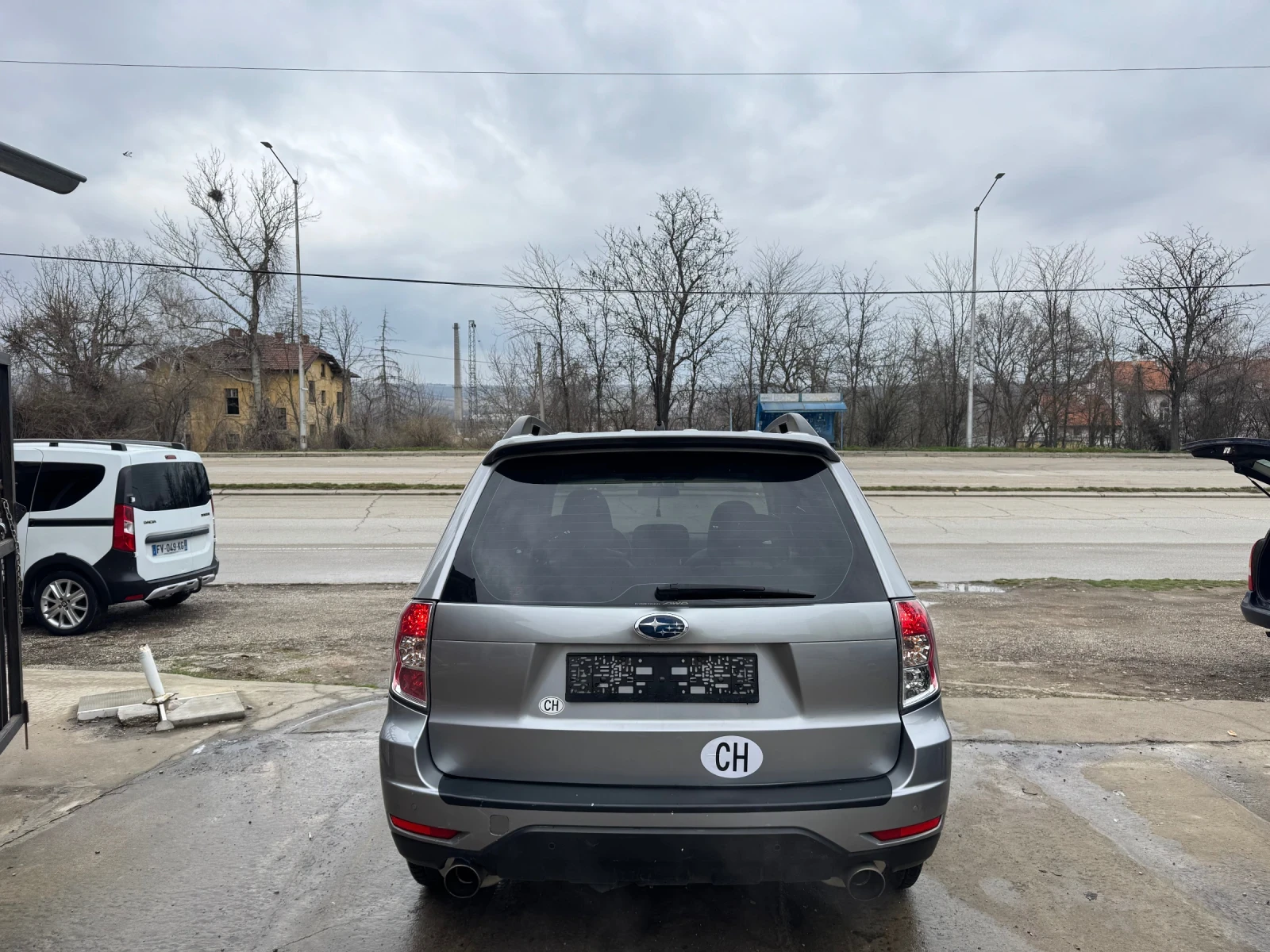 Subaru Forester 2.5 XT Швейцария Full  ТОП, снимка 6 - Автомобили и джипове - 53935585