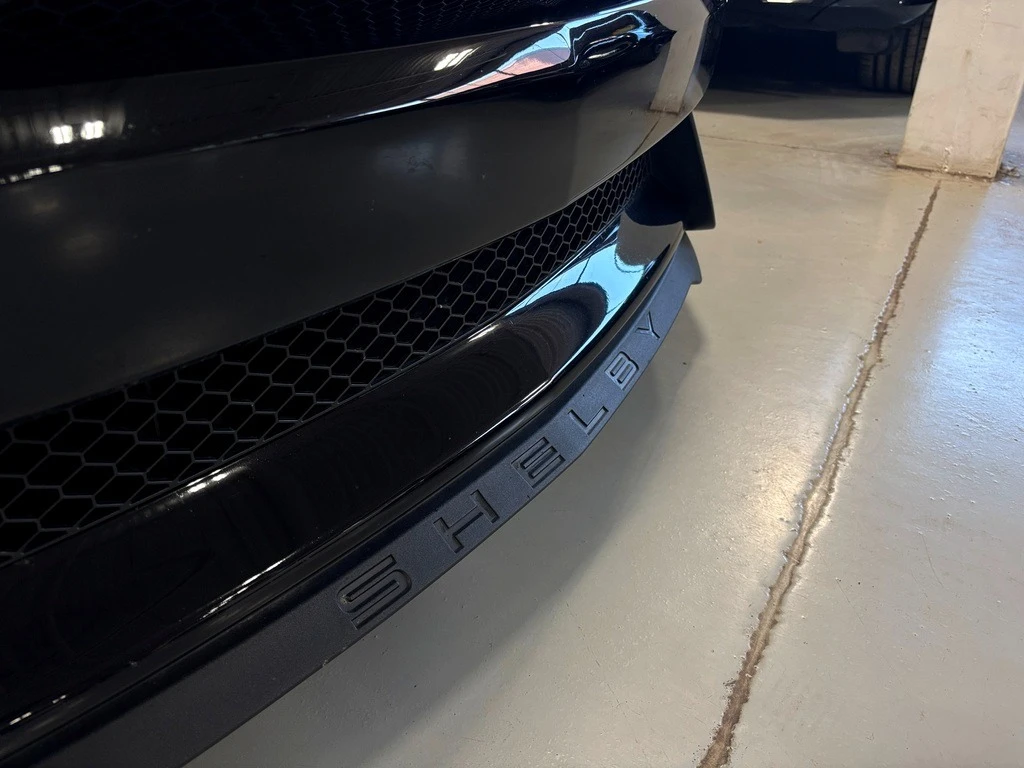 Ford Mustang Shelby GT35 ALCANTAR С РЕГИСТРАЦИЯ И АВТОКРЕДИТ, снимка 3 - Автомобили и джипове - 53990379