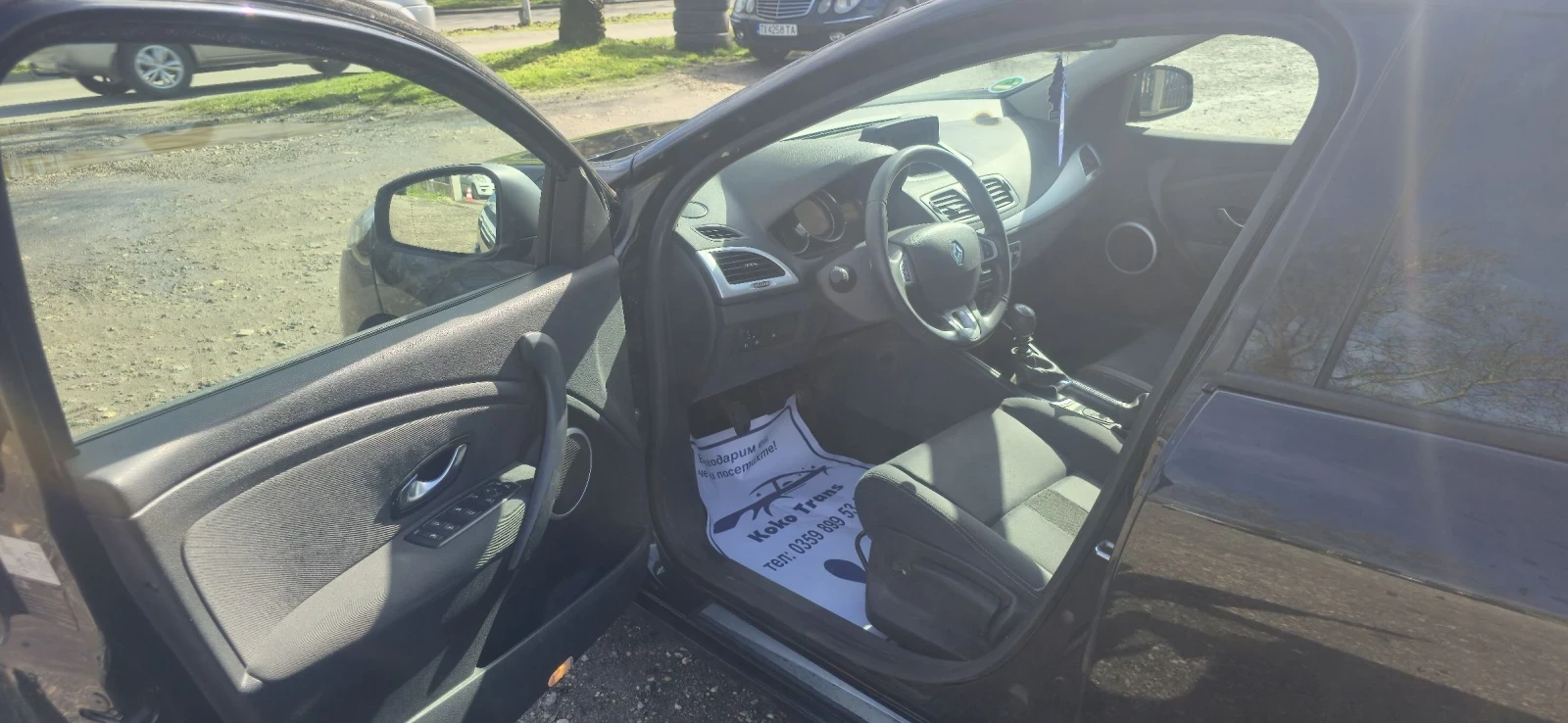 Renault Megane 1.9 dCi, снимка 6 - Автомобили и джипове - 54075337