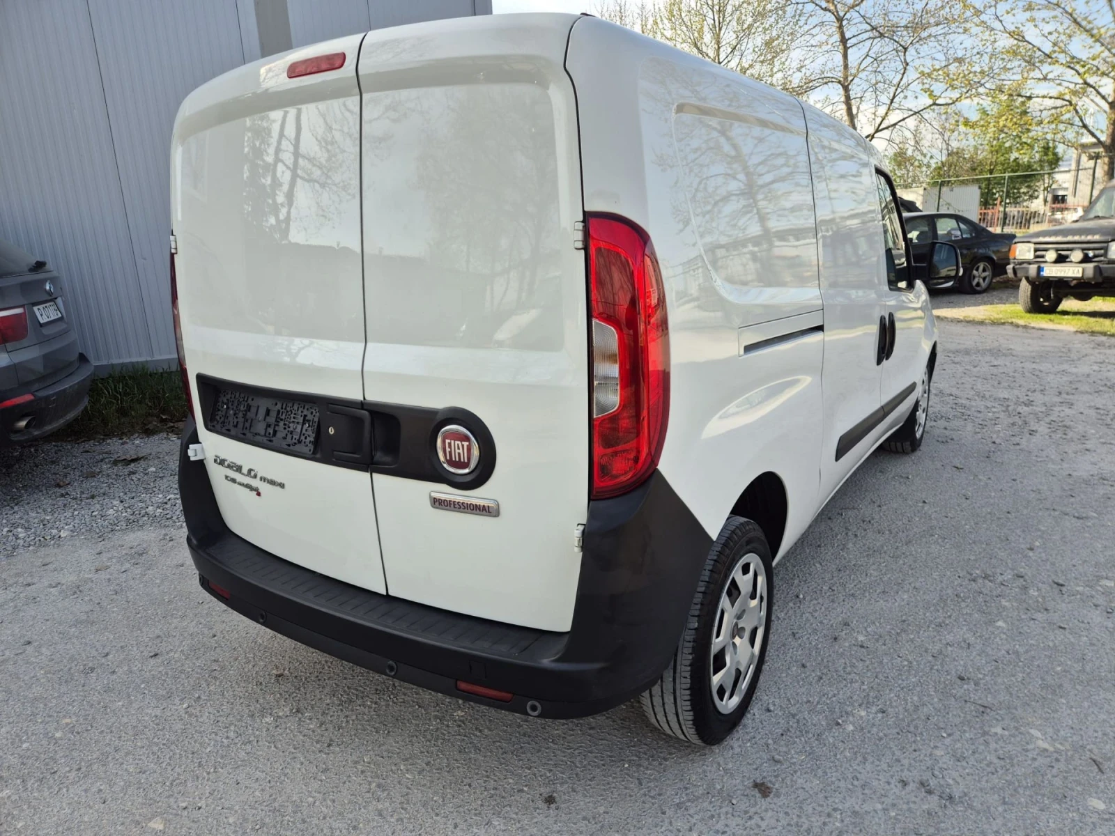 Fiat Doblo 1.6mjet+ Maxi, снимка 5 - Автомобили и джипове - 54312387