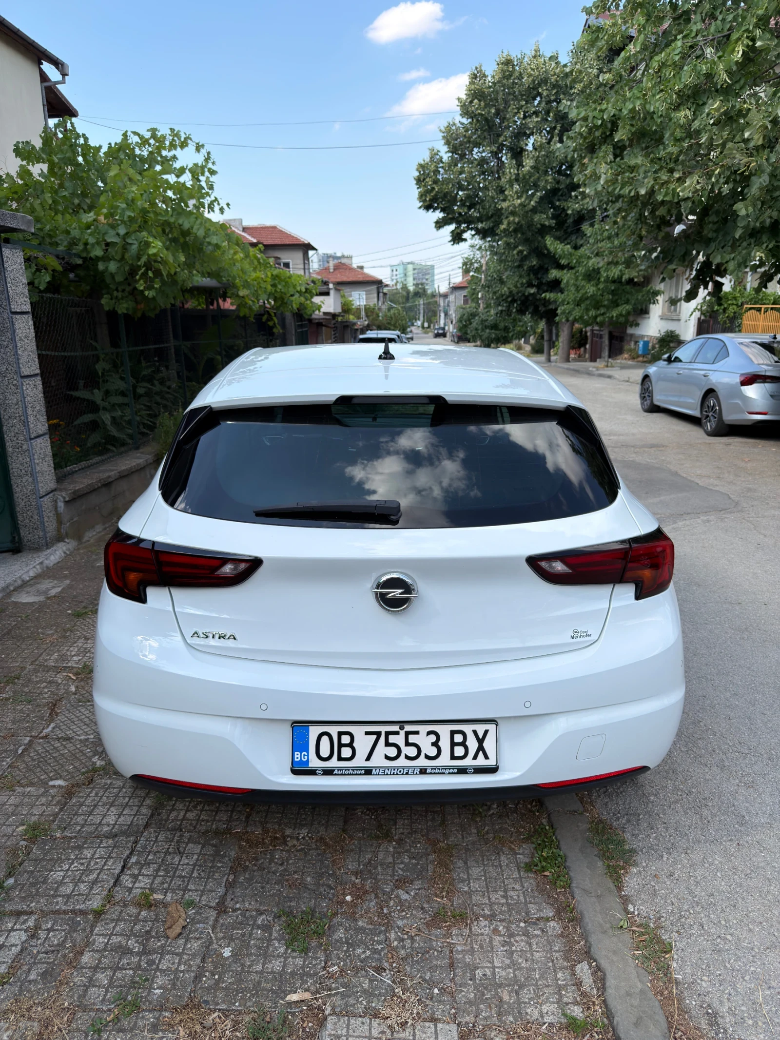 Opel Astra 1.2i Keyless Каско, снимка 5 - Автомобили и джипове - 55406752
