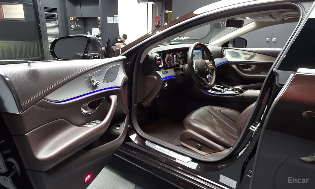 Mercedes-Benz CLS 400 4MATIC * КРАЙНА ЦЕНА ДО БЪЛГАРИЯ * АВТОКРЕДИТ, снимка 10 - Автомобили и джипове - 55570965