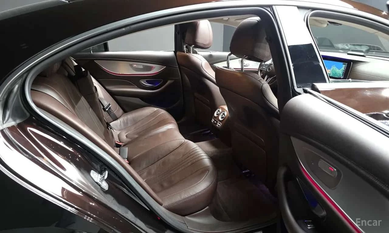 Mercedes-Benz CLS 400 4MATIC * КРАЙНА ЦЕНА ДО БЪЛГАРИЯ * АВТОКРЕДИТ, снимка 12 - Автомобили и джипове - 55570965
