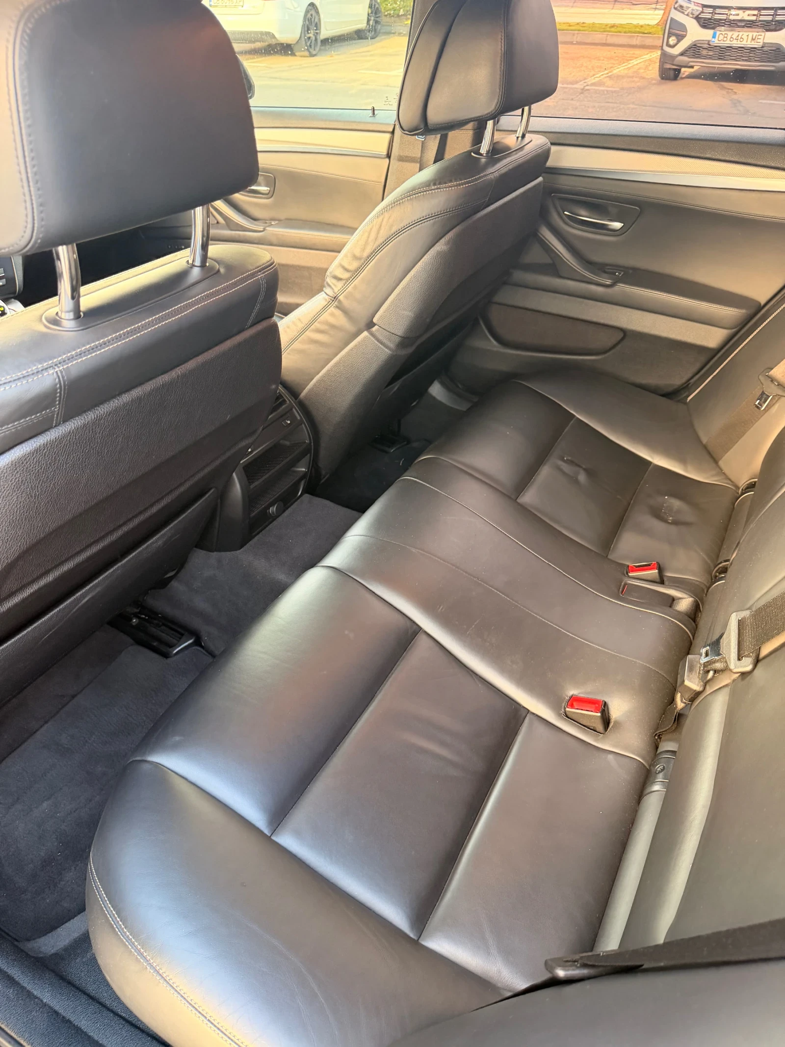 BMW 535 xDrive / M-PACK / ПАНОРАМА / HEAD UP / LINE ASSIST, снимка 16 - Автомобили и джипове - 55835159