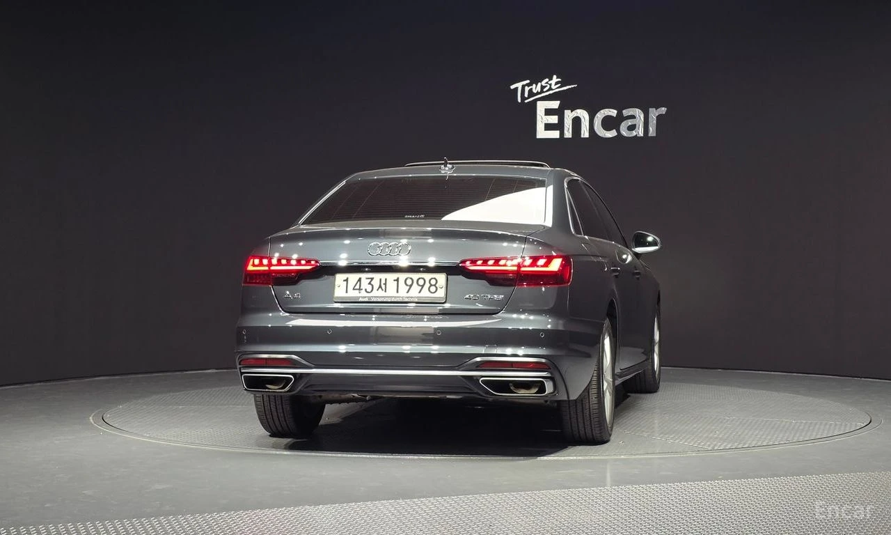 Audi A4 40 TFSI, снимка 2 - Автомобили и джипове - 56232990