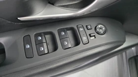 Hyundai Tucson 2.0 CRDi 2WD Modern, снимка 15