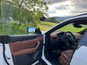 Maserati Levante GT HYBRID - Sport Nero-3D Carbon-Full Optional, снимка 2