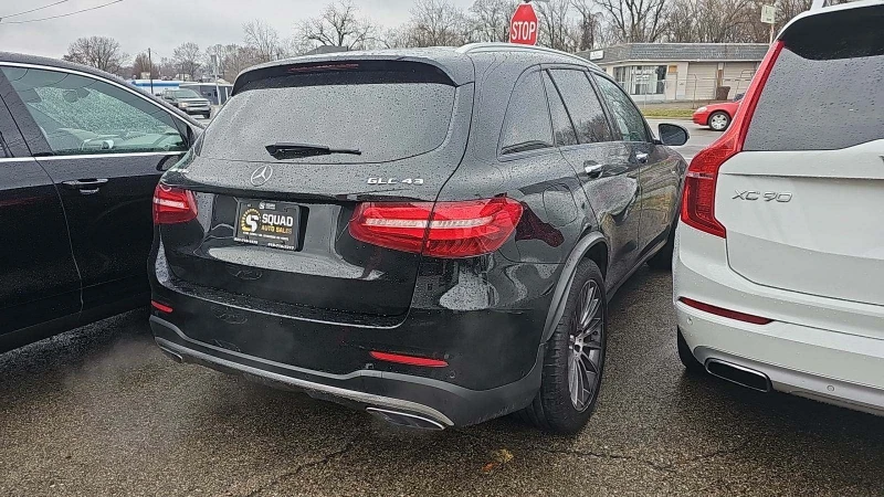 Mercedes-Benz GLC 43 AMG 4Matic* PANO* NAVI* KEYLESS* ЗАДНА КАМЕРА, снимка 4 - Автомобили и джипове - 48404008