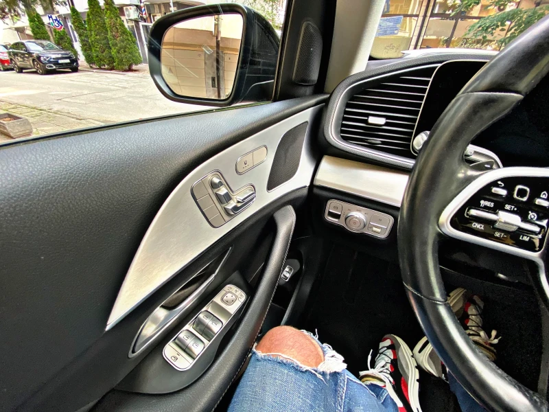 Mercedes-Benz GLE 350 AMG пакет черен пакет 4 матик, снимка 11 - Автомобили и джипове - 50210351