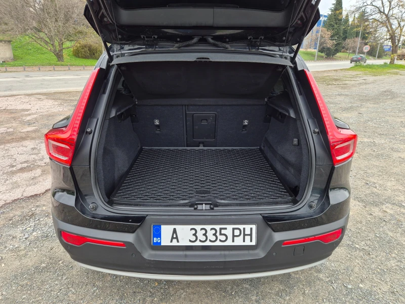 Volvo XC40 2.0 D 150k.c , снимка 11 - Автомобили и джипове - 52650680