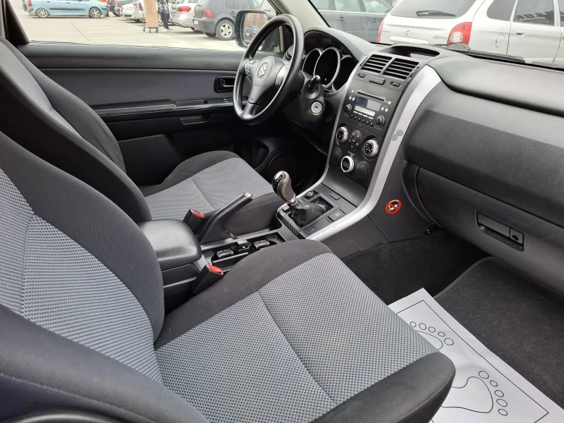 Suzuki Grand vitara 1.6i ГАЗОВ ИНЖЕКЦИОН LPG !, снимка 12 - Автомобили и джипове - 52918269