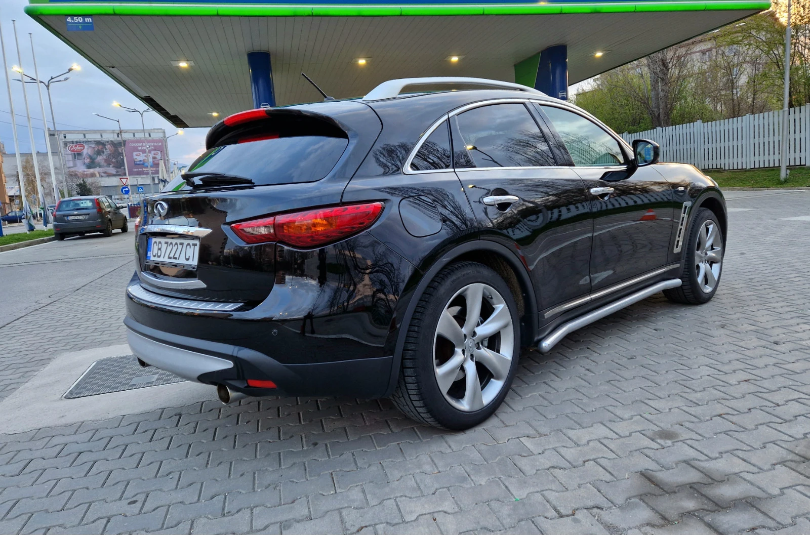 Infiniti Fx 50 V8 5.0 390hp - изображение 7