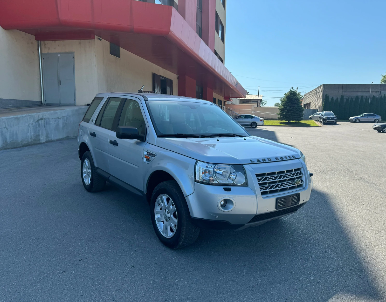 Land Rover Freelander 2 2.2TDI-NAVI - изображение 3