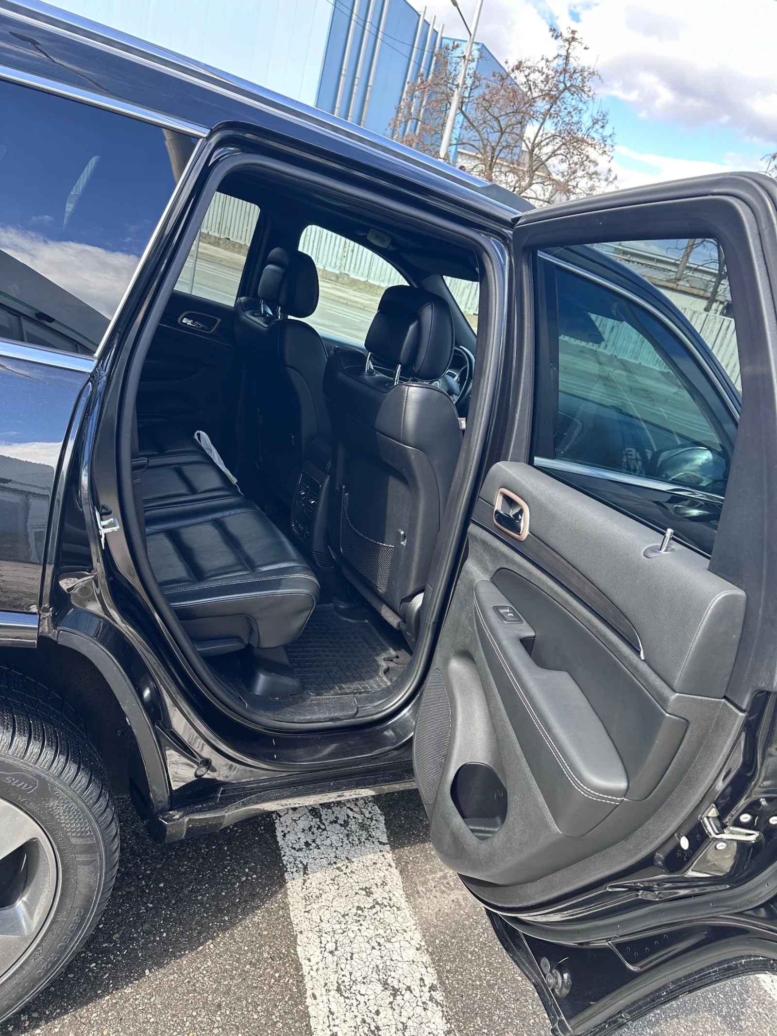 Jeep Grand cherokee Overland - изображение 8