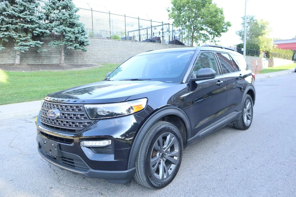 Ford Explorer XLT AWD* Дистроник* Кожа* Пано* Камера - изображение 2