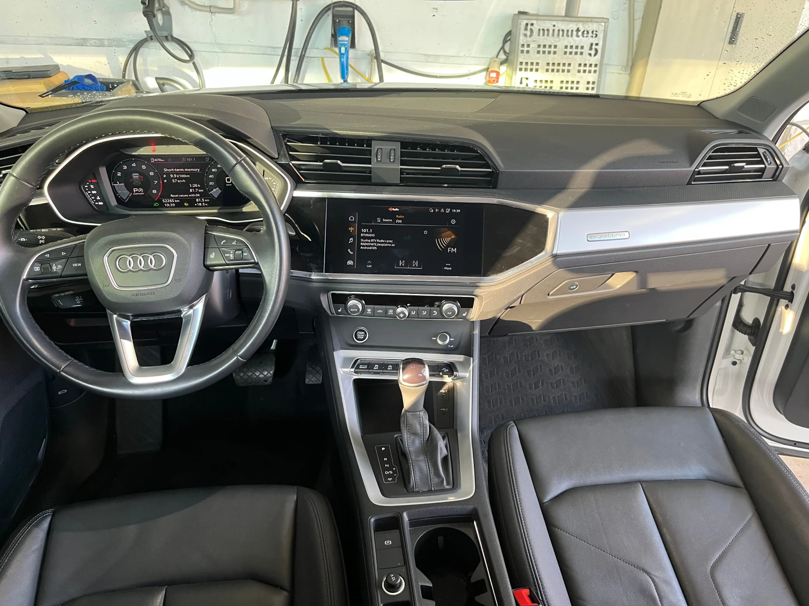 Audi Q3  45 TFSI, снимка 7 - Автомобили и джипове - 54738513