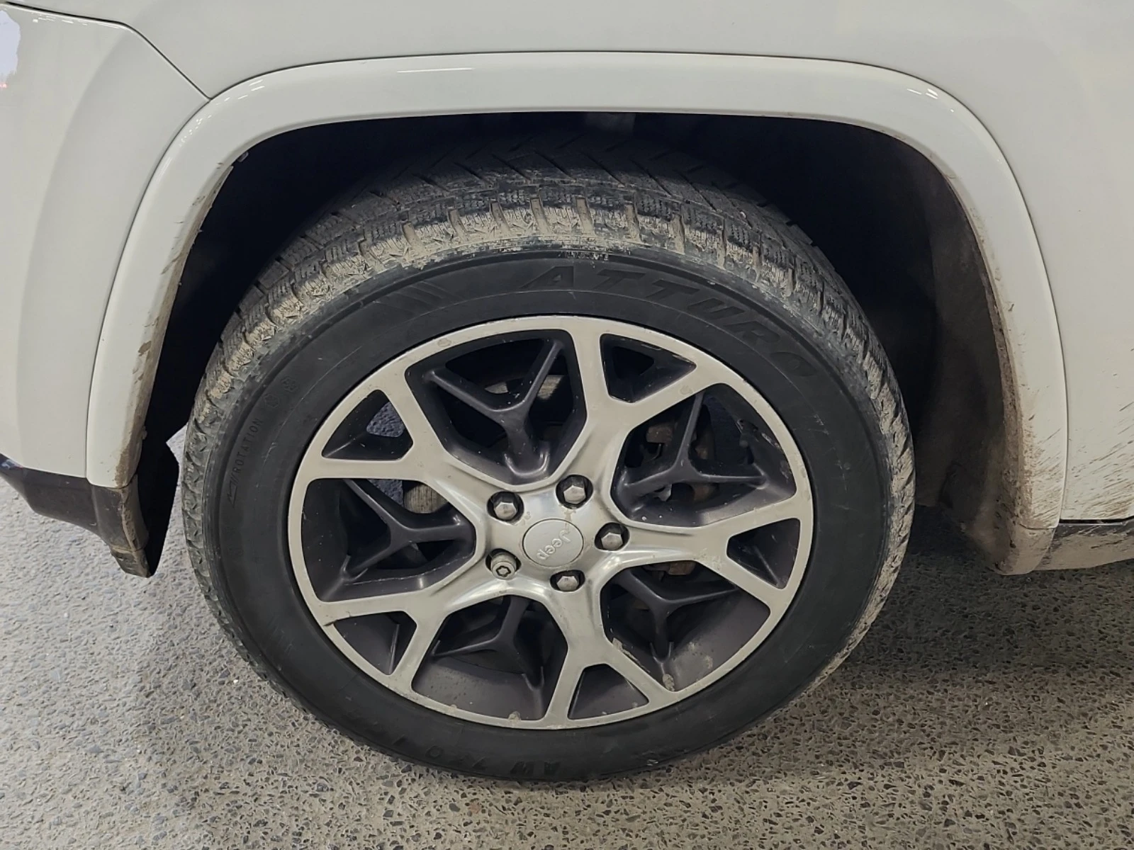 Jeep Grand cherokee, снимка 6 - Автомобили и джипове - 54612157