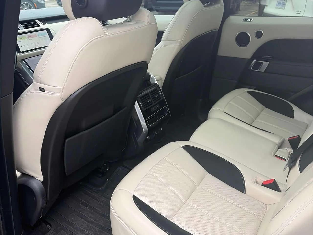 Land Rover Range Rover Sport * V8 Supercharged HSE Dynamic * БЕЗ ЗАБЕЛЕЖКИ*   , снимка 13 - Автомобили и джипове - 54881706