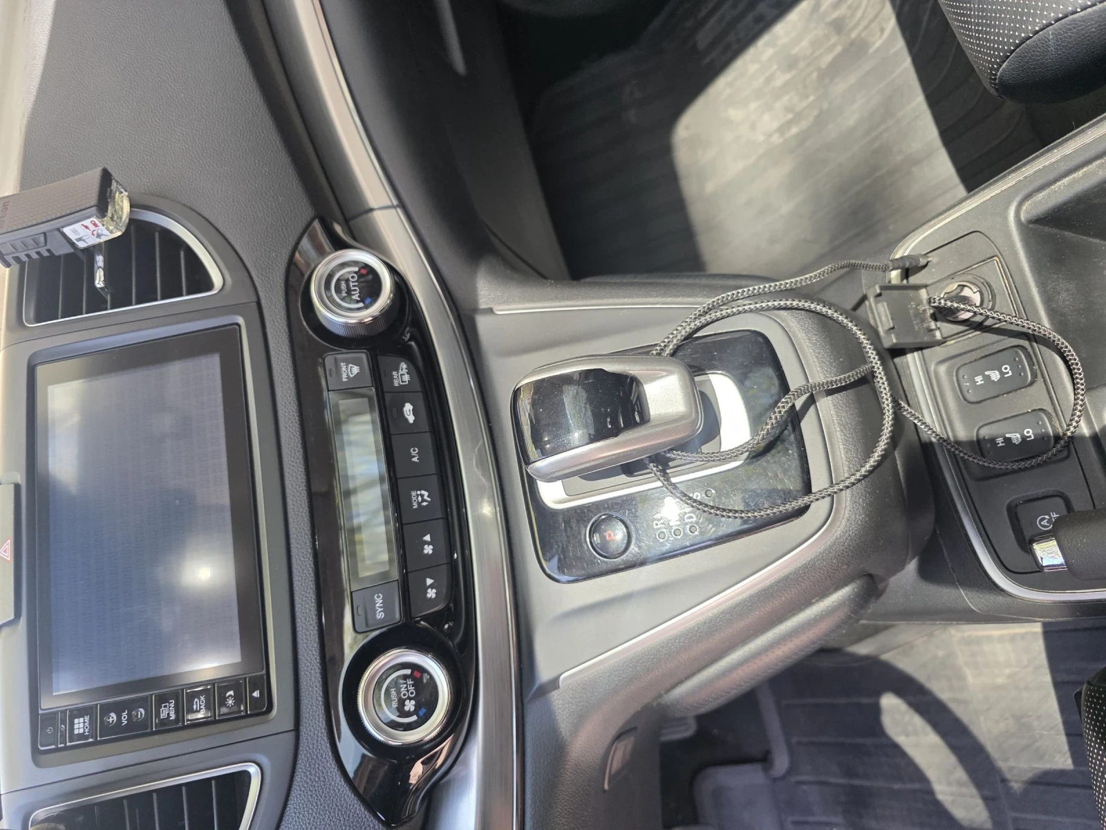 Honda Cr-v 1, 6 160 к.с. , снимка 2 - Автомобили и джипове - 54931257