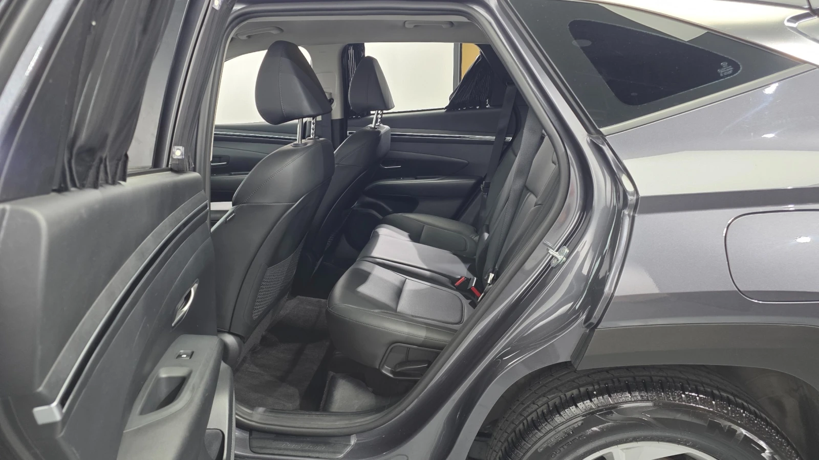 Hyundai Tucson 2.0 CRDi 2WD Modern, снимка 11 - Автомобили и джипове - 55328133