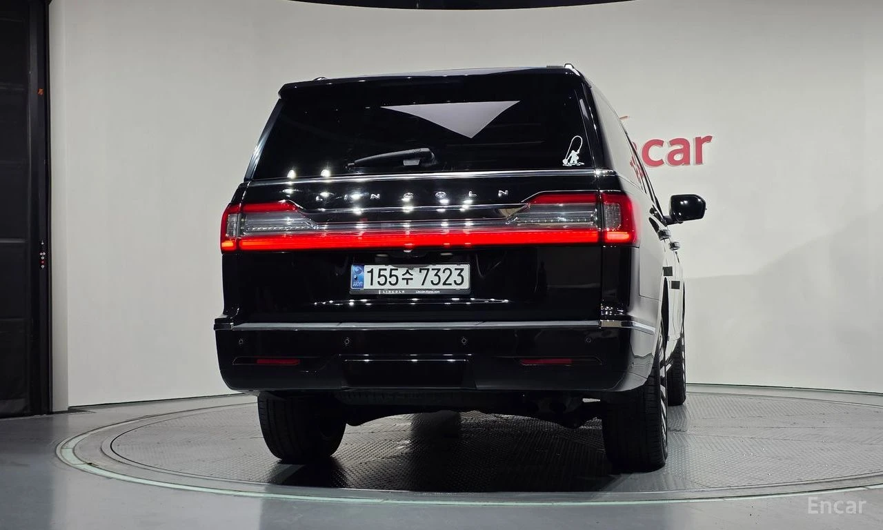 Lincoln Navigator 3.5L* HEAD UP* ОБДУХВАНЕ* 360* КРАЙНА ЦЕНА, снимка 3 - Автомобили и джипове - 55465054
