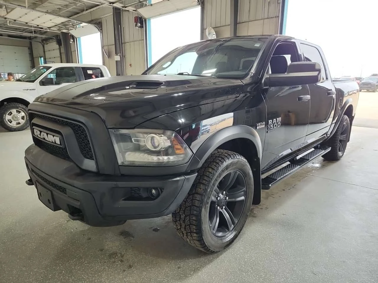 Dodge RAM 1500 5.7 HEMI * WARLOCK CREW CAB SHORT BED * CARFAX * 