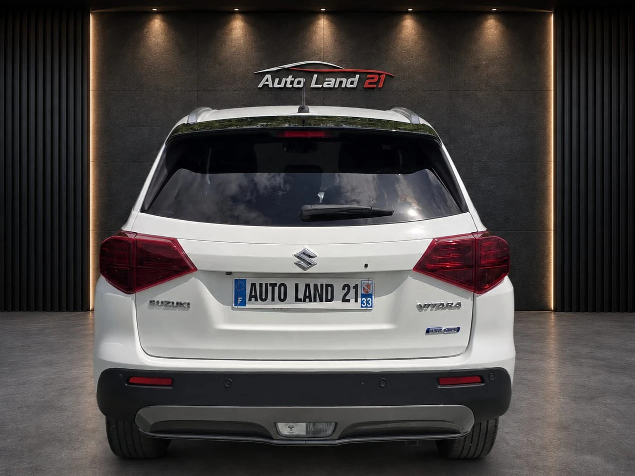 Suzuki Vitara 1.4i* HYBRID* 4x4 ALLGRIP* 15000км, снимка 7 - Автомобили и джипове - 55680809