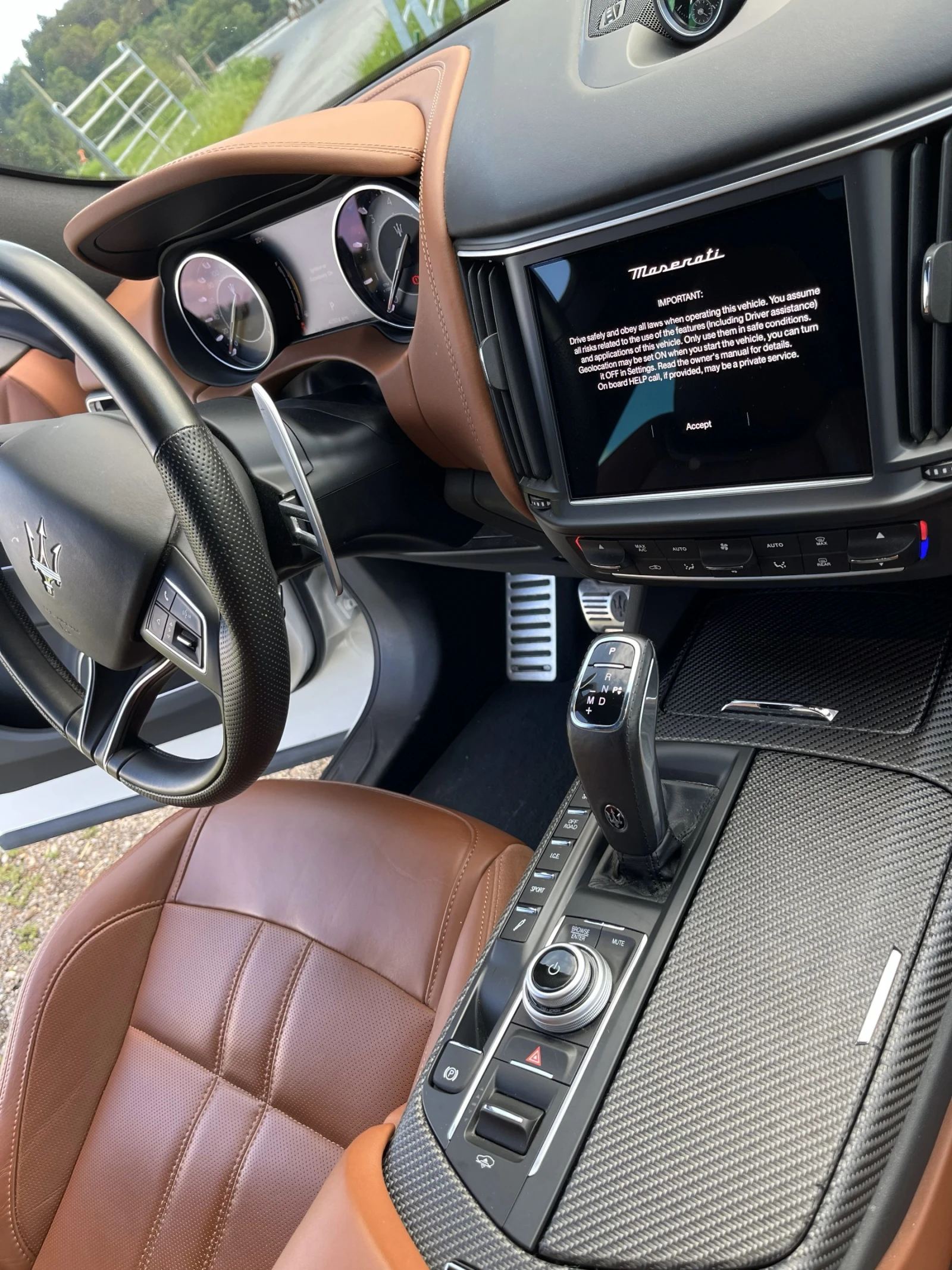 Maserati Levante GT HYBRID - Sport Nero-3D Carbon-Full Optional, снимка 11 - Автомобили и джипове - 56115407