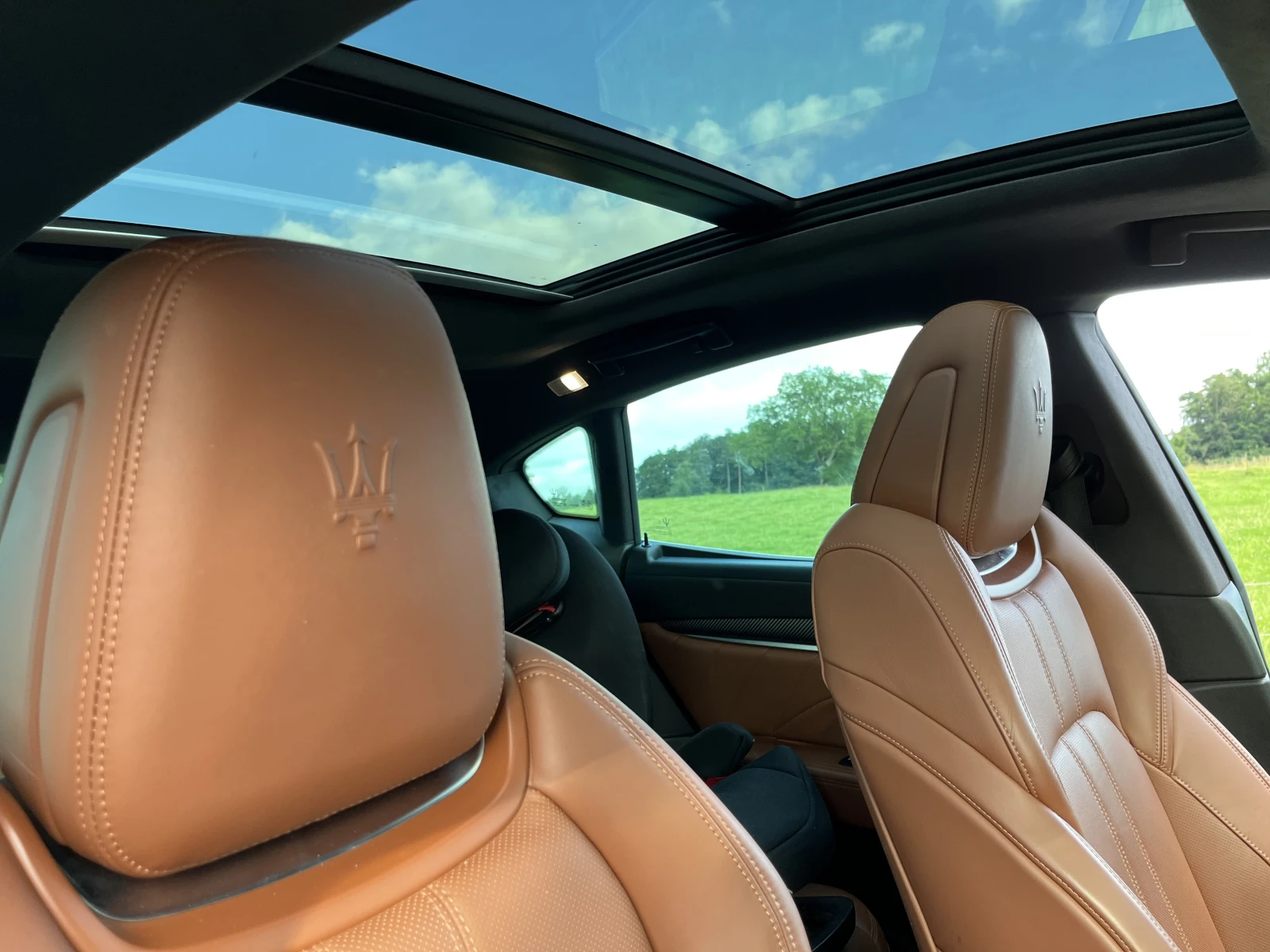Maserati Levante GT HYBRID - Sport Nero-3D Carbon-Full Optional, снимка 8 - Автомобили и джипове - 56115407