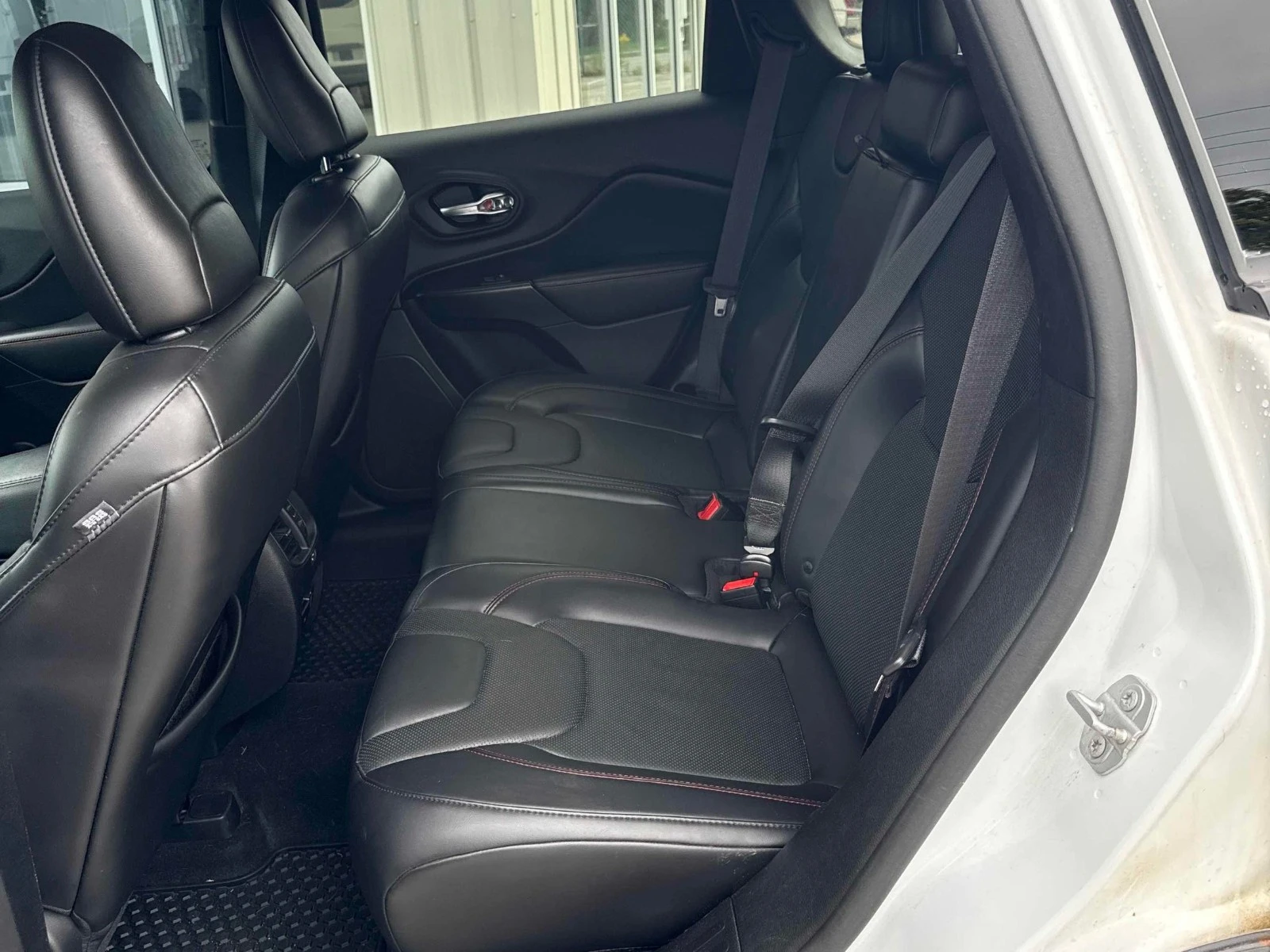 Jeep Cherokee Trailhawk Elite Цена до България & АвтоКредит, снимка 9 - Автомобили и джипове - 56196640
