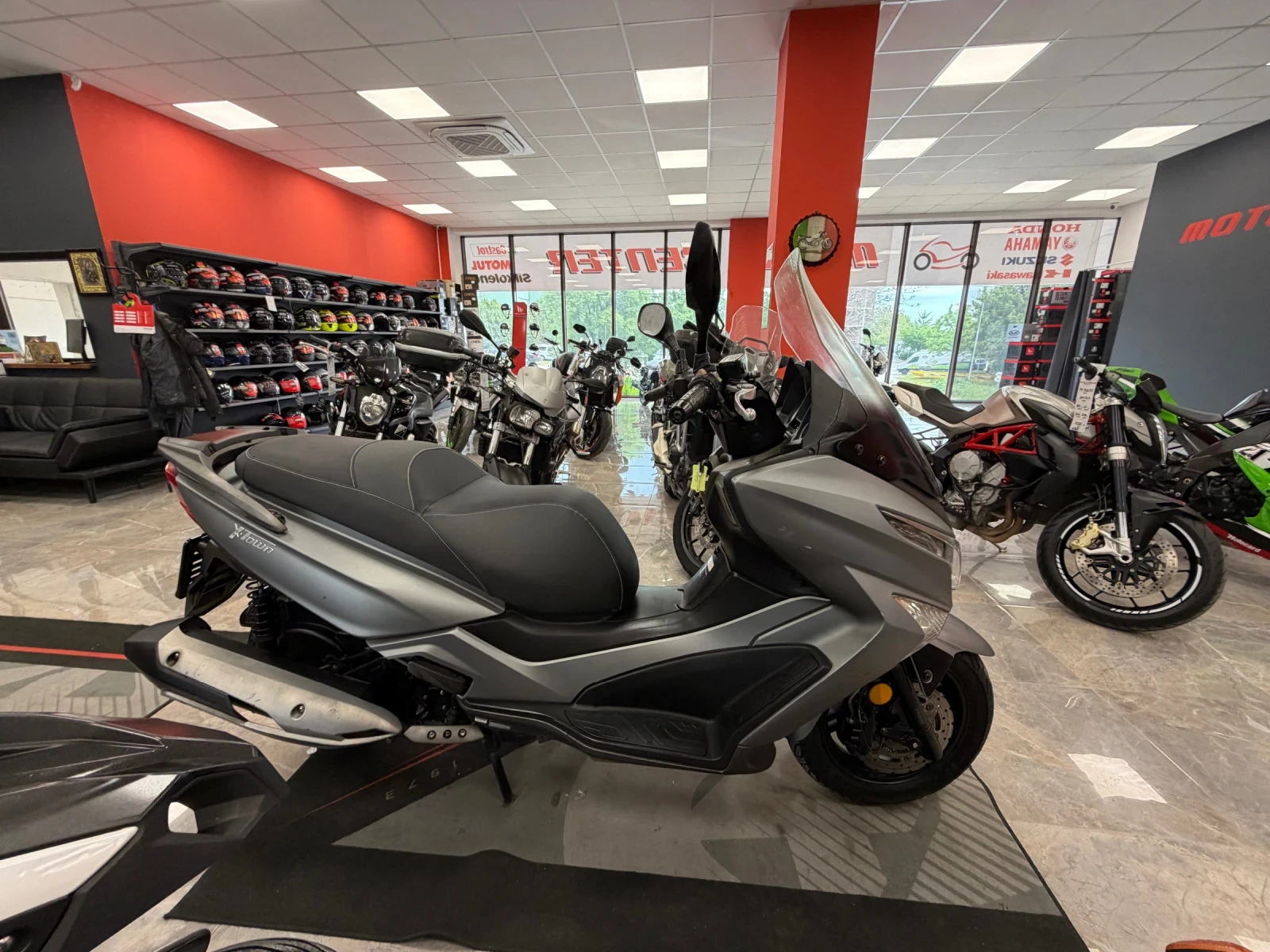 Kymco Downtown X-TOWN 300 ABS, снимка 3 - Мотоциклети и мототехника - 54550564