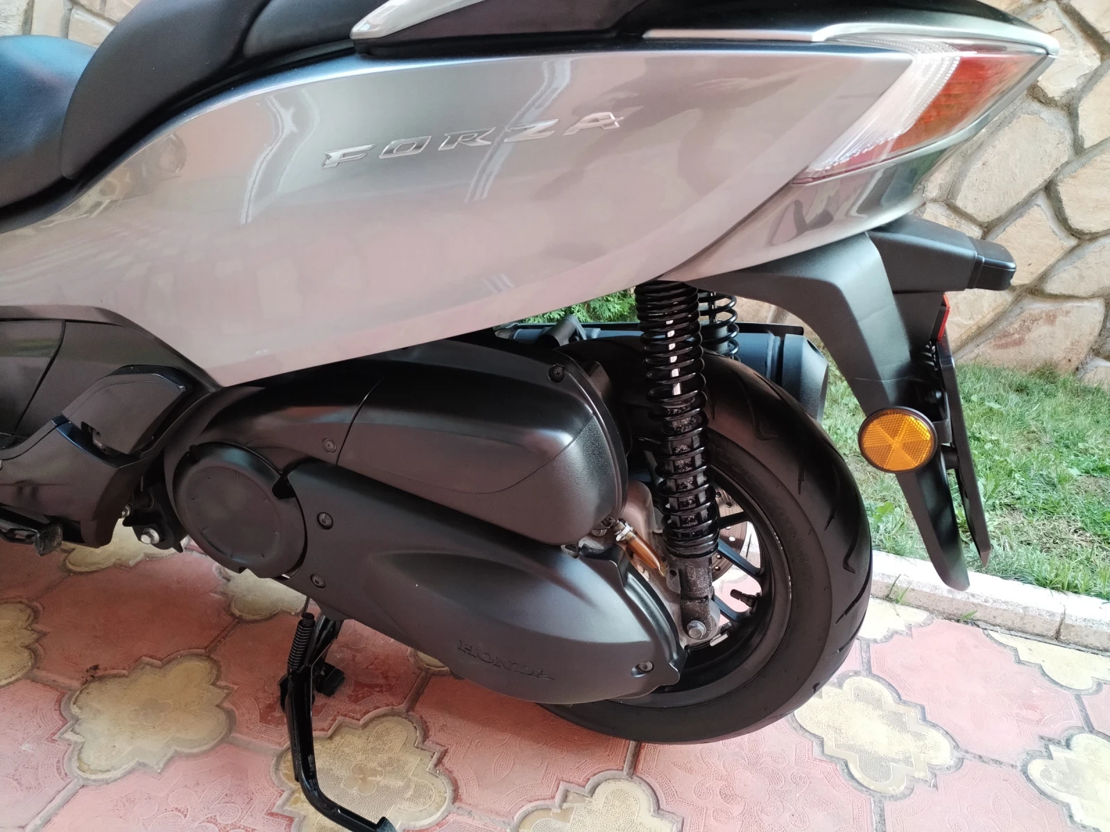 Honda Forza 300i ABS 14G., снимка 11 - Мотоциклети и мототехника - 55579375