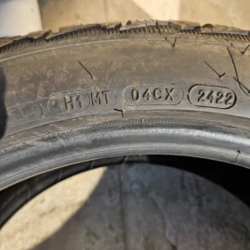 Гуми Зимни 255/40R18, снимка 6 - Гуми и джанти - 47608818