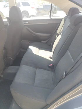 Toyota Avensis 1.8 бензин/газ, снимка 6