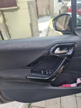 Peugeot 208, снимка 2