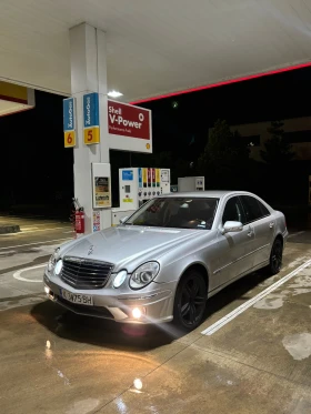 Mercedes-Benz E 500, снимка 3