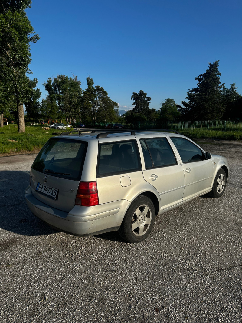 VW Golf, снимка 4 - Автомобили и джипове - 45602512