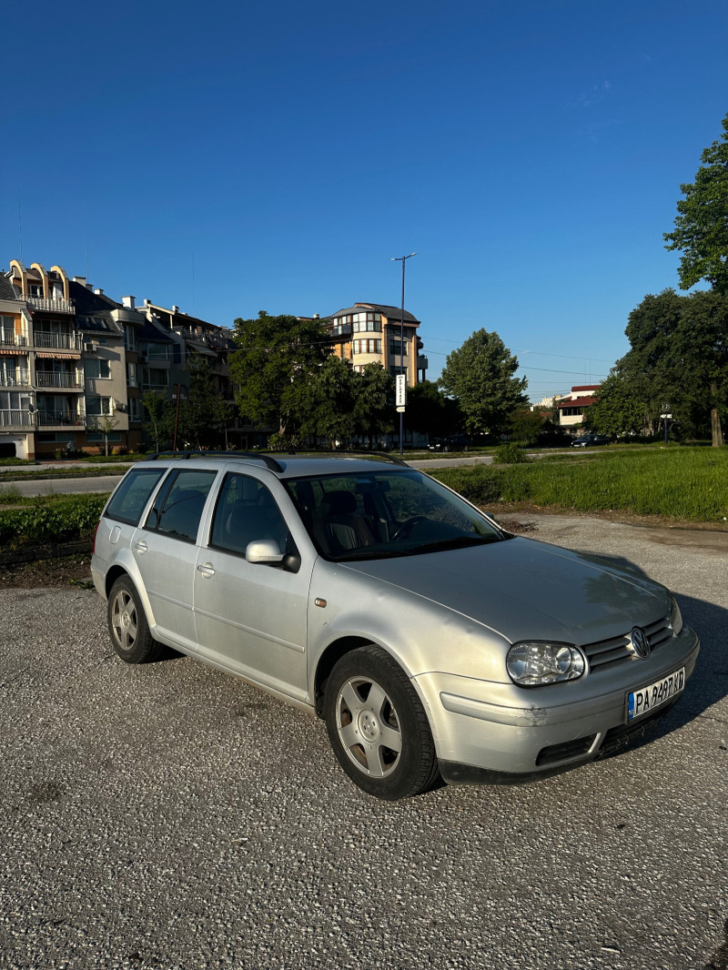 VW Golf, снимка 1 - Автомобили и джипове - 45602512